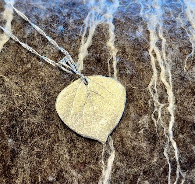 Aspen Leaf Silver Pendant, 25-26
