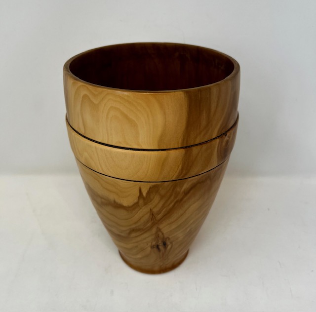 O115 Vase