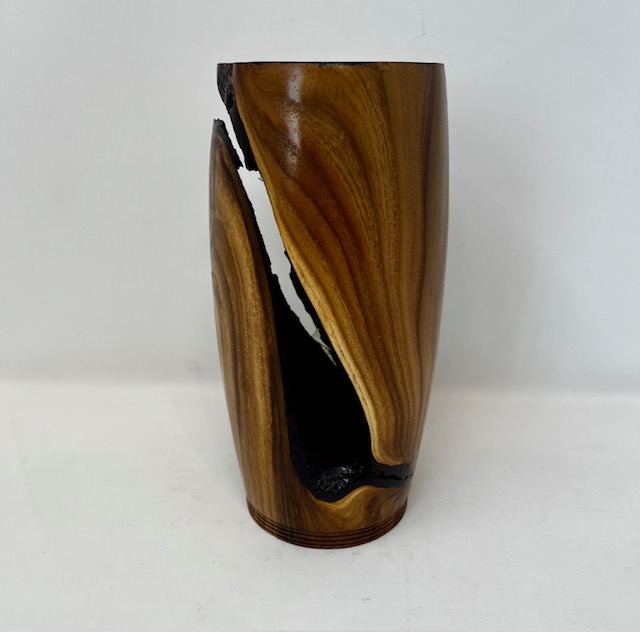 O117 Vase